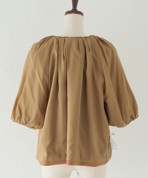 新品同様 plage Tuck Volume ブラウス 23ss プラージュ plage（プラージュ）の「Tuck Volume ブラウス（シャツ/ブラウス