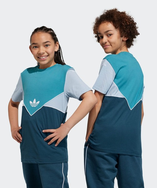 adidas(アディダス)の「アディカラー Tシャツ / アディダスオリジナルス adidas Originals(Tシャツ/カットソー・キッズ・ブラック/ブルー・150/140/160/130/170)」の10枚目の写真