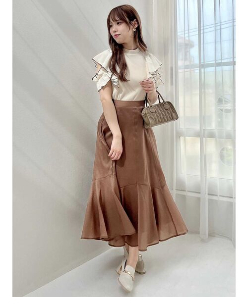 dazzlin(ダズリン)の「バイカラーフリルカットトップス(Tシャツ/カットソー・レディース・グレー/オフホワイト/ブラック/ベージュ・FREE)」の17枚目の写真