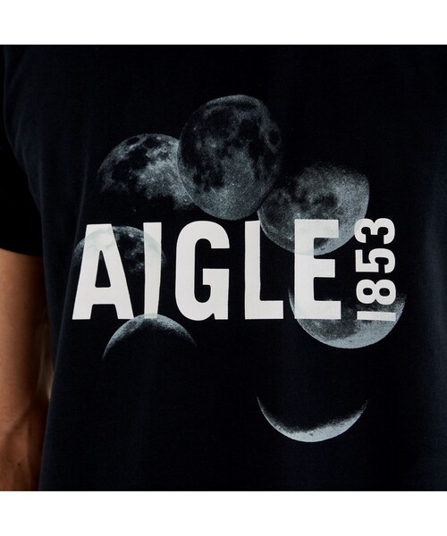 AIGLE（エーグル）の「ショートスリーブグラフィックロゴTシャツ（Tシャツ/カットソー・メンズ・ブルー/ブラック/ナチュラル・S/XL/L/M）」の10枚目の写真