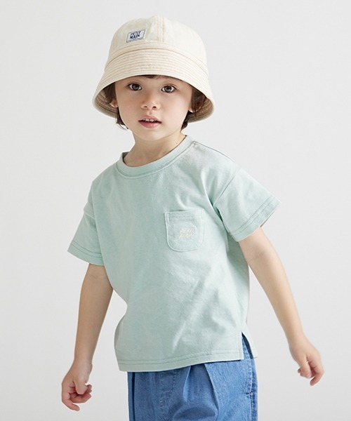 petit main（プティマイン）の「【一部店舗でも取り扱いあり】【プティプラ】刺しゅう半袖T（Tシャツ/カットソー・キッズ・ライトベージュ/ライラック/グリーン/ブルー/オフホワイト/エメラルド/マルチ/レインボー/オレンジ/モカ・130cm/100cm/90cm/110cm/140cm/120cm）」の6枚目の写真