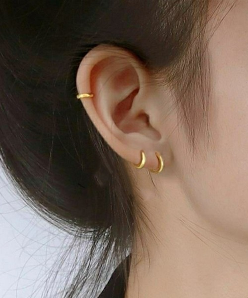 Coo+i（クーイ）の「【片耳用】サージカルステンレスフープピアス（ピアス（片耳用）・レディース・ブラック/ゴールド/シルバー・SMALL/MEDIUM/LARGE/X-LARGE）」の8枚目の写真