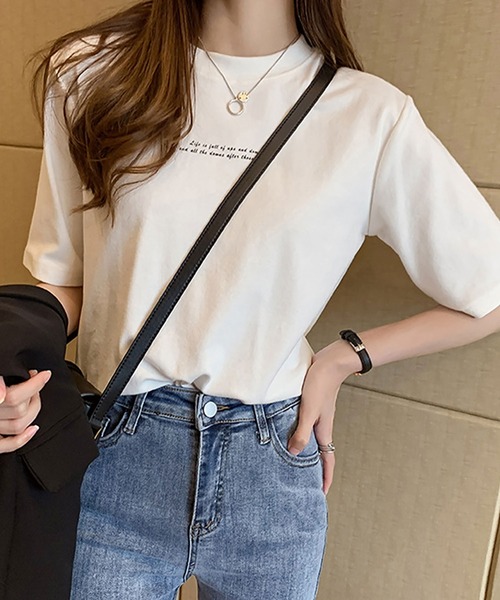 NinaetLina(ニナエリナ)の「英字ロゴ半袖ラウンドネックTシャツ(Tシャツ/カットソー・レディース・オレンジ/ホワイト/ダークグリーン/ブラック・FREE)」の2枚目の写真