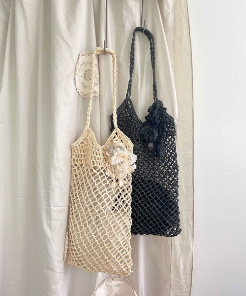 m.soeur（エムスール）の「ラフィアの編みショルダーバッグ（トートバッグ・レディース・ブラック/ベージュ・FREE）」の13枚目の写真