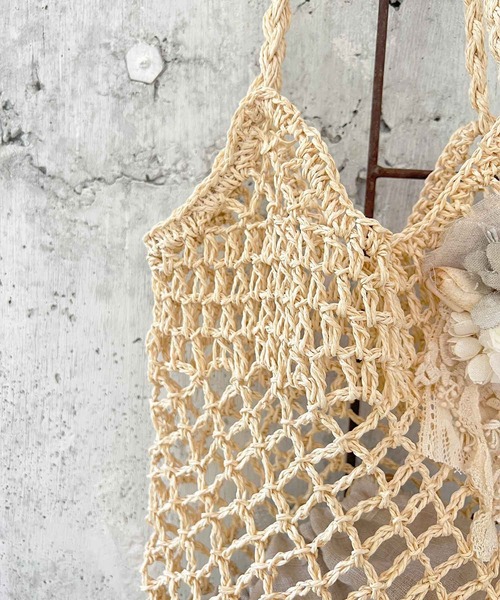 m.soeur（エムスール）の「ラフィアの編みショルダーバッグ（トートバッグ・レディース・ブラック/ベージュ・FREE）」の8枚目の写真