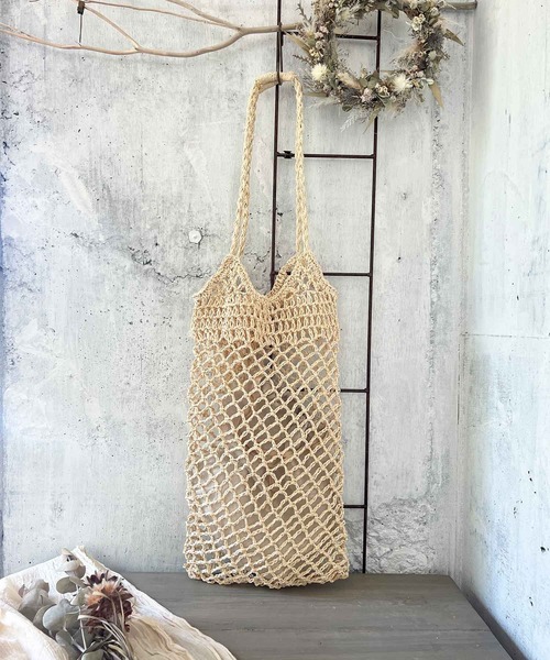 m.soeur（エムスール）の「ラフィアの編みショルダーバッグ（トートバッグ・レディース・ブラック/ベージュ・FREE）」の6枚目の写真