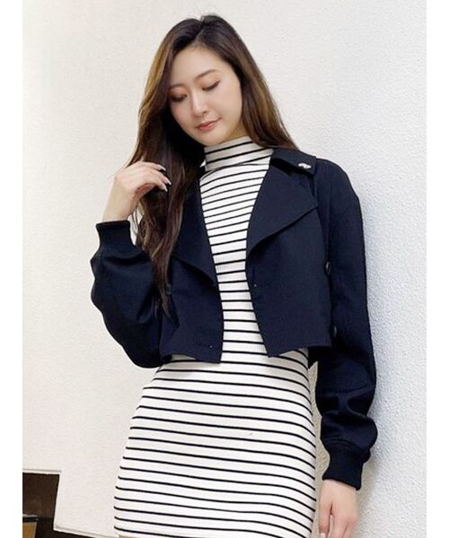 GYDA(ジェイダ)の「GGチェーンショートジャケット(ブルゾン・レディース・ベージュ/ブラック・FREE)」の2枚目の写真