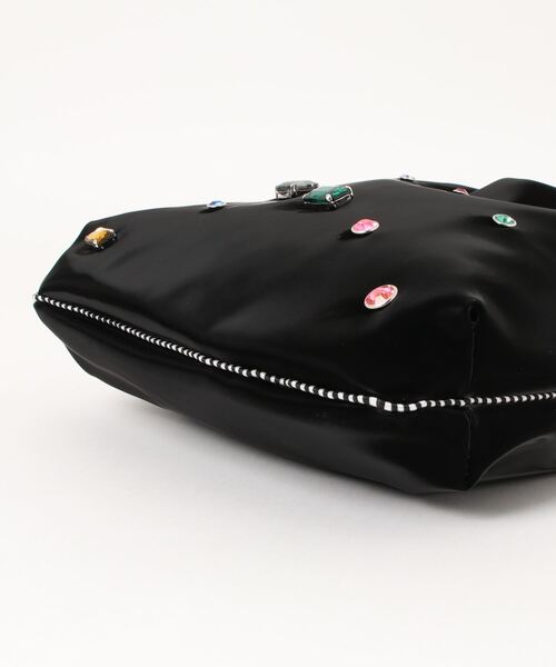 LOPASS（ロパス）の「ビーズ付け巾着ショルダーバッグ（ショルダーバッグ・レディース・ベージュ/ブラック・FREE）」の8枚目の写真