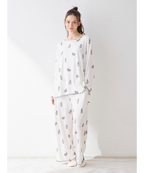 ジェラートピケ　うさぎ　バニー柄プルオーバー　バニー柄ロングパンツ　新品　値下げ gelato pique（ジェラートピケ）の「【bunny】バニー柄ロング