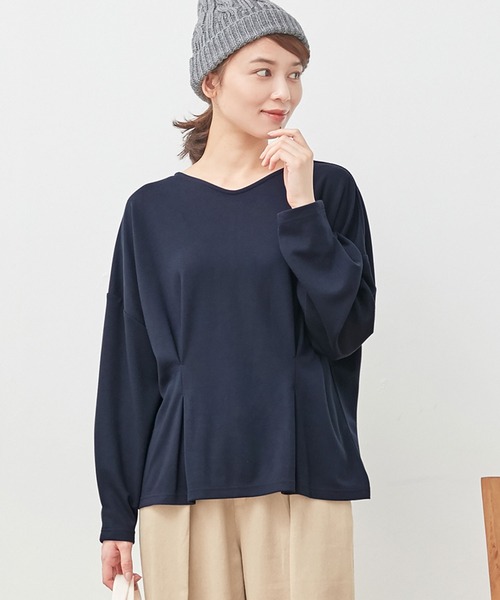 Viola e Viola(ヴィオラエヴィオラ)の「タック使いドルマンパフ袖プルオーバー(Tシャツ/カットソー・レディース・ピンクベージュ/アイボリー/ネイビー/チャコール・3L/L/LL/M)」の4枚目の写真