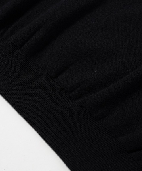 17HR（セブンティーンアワーズ）の「【ユニセックス】ロゴ刺繍ニットポロシャツ（ニット/セーター・レディース・アイボリー/ブラック・FREE）」の9枚目の写真