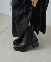 サイドゴアヒールブーツ