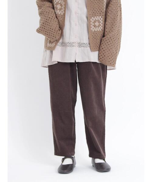 Samansa Mos2(サマンサ モスモス)の「コーデュロイテーパードパンツ(その他パンツ・レディース・ベージュ/ダークブラウン/グリーン/ピンク・F)」の2枚目の写真