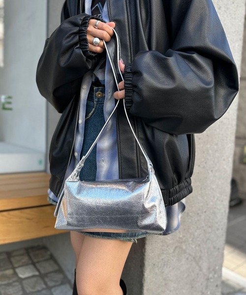 CIAOPANIC（チャオパニック）の「２WAYシャイニーワンハンドルバッグ（ハンドバッグ・レディース・グリーン/シルバー・FREE）」の2枚目の写真