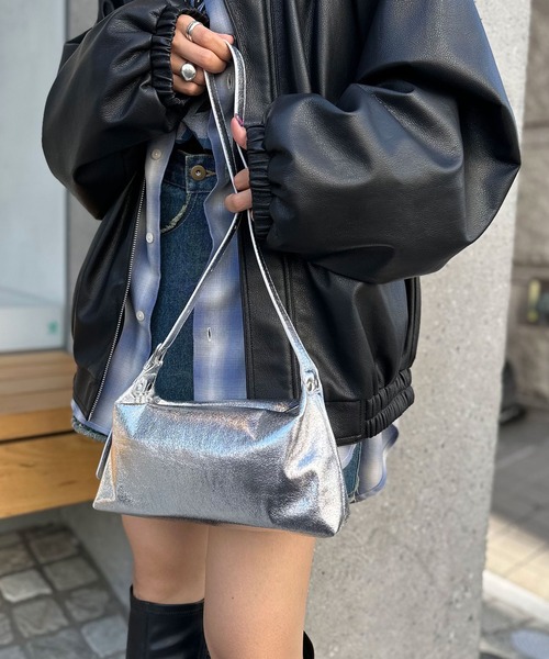 CIAOPANIC（チャオパニック）の「２WAYシャイニーワンハンドルバッグ（ハンドバッグ・レディース・グリーン/シルバー・FREE）」の17枚目の写真