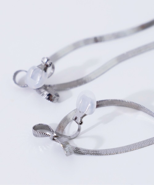 Cupid Heart（キューピッドハート）の「【Cupid Heart】結婚式アクセ！スネークチェーンリボンイヤリング（イヤリング・レディース・シルバー/ゴールド・MEDIUM）」の11枚目の写真