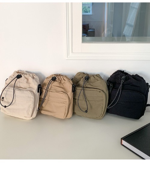She's Closet(シーズクローゼット)の「マイクロミニ斜めがけショルダーバッグ/スマホミニポシェット(ショルダーバッグ・レディース・アイボリー/カーキ/ブラック/ベージュ・FREE)」の5枚目の写真