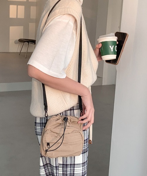 She's Closet(シーズクローゼット)の「マイクロミニ斜めがけショルダーバッグ/スマホミニポシェット(ショルダーバッグ・レディース・アイボリー/カーキ/ブラック/ベージュ・FREE)」の13枚目の写真