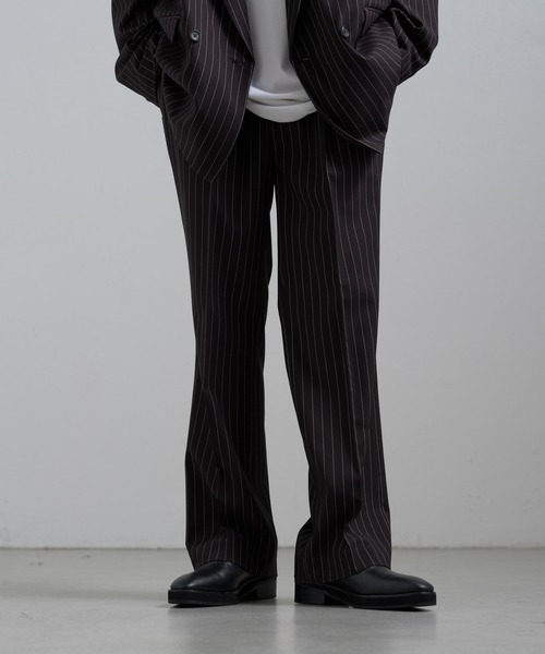 Lui's(ルイス)の「ストライプストレートパンツ(その他パンツ・メンズ・グレー/ブラック・S/M)」の4枚目の写真