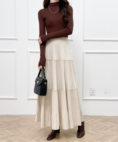 Diosfront（ディオスフロント）の「ソフトプリーツティアードロングスカート（スカート・レディース・ブラック/ベージュ/モカ・FREE）」の11枚目の写真