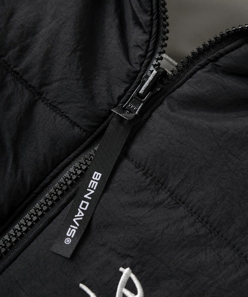 BEN DAVIS(ベンデイビス)の「【BEN DAVIS/ベンデイビス】ブランドネームワンポイント刺繍&BIGワッペンデザイン リバーシブル パファーベスト/REVERSIBLE PUFFER VEST(ダウンベスト・メンズ・ブラック/グレー/ブルー・M/L/XL)」の15枚目の写真