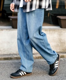 Rocky Monroe(���b�L�[�������[)�̃��[�Y�V���G�b�g���C�h�f�j���p���c(�f�j���p���c)