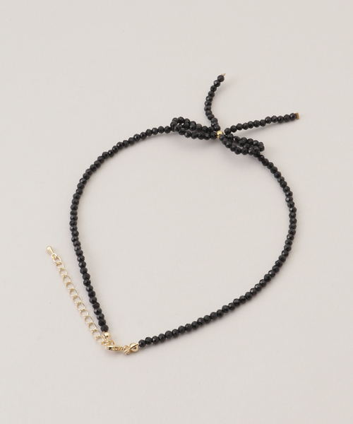 U by SPICK&SPAN(ユーバイスピックアンドスパン)の「Beads Ribbon Choker(ネックレス・レディース・アイボリー/ブラック・FREE)」の3枚目の写真
