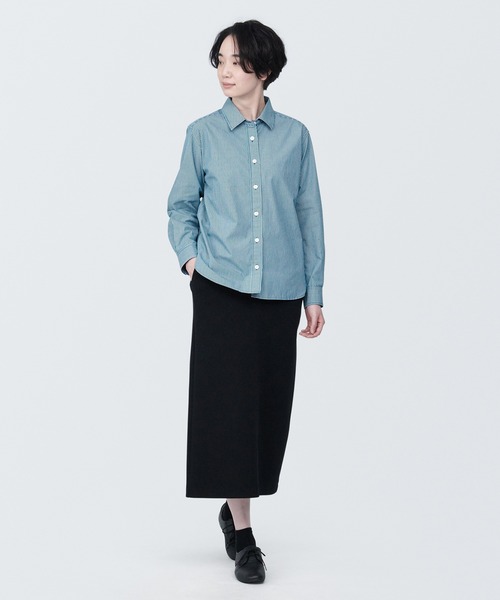 無印良品（ムジルシリョウヒン）の「婦人　洗いざらし　ブロードレギュラーカラー長袖シャツ（シャツ/ブラウス・レディース・ライトイエロー系/ピンク系6/ホワイト/ブルー系5/スモーキーグリーン系2/ネイビー系4・S/L/XS/XL/M）」の19枚目の写真