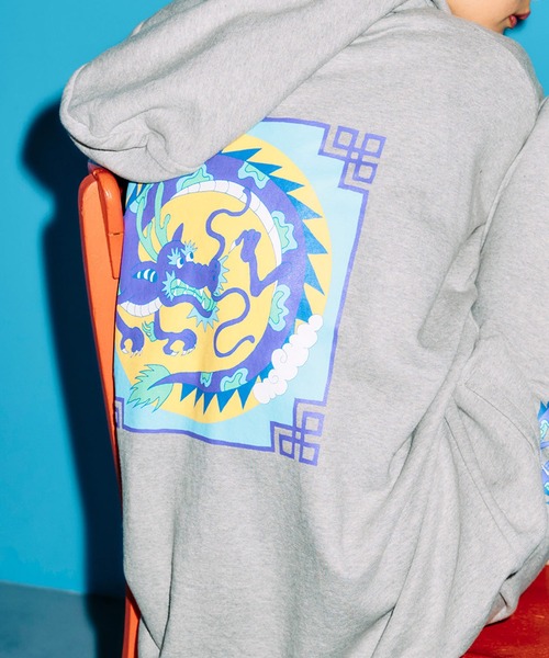 PUNYUS（プニュズ）の「ドラゴンビッグジップパーカー（パーカー・レディース・ブラック/レッド/杢グレー・2/4/3）」の20枚目の写真