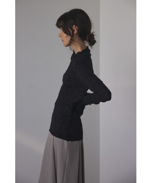 BLACK BY MOUSSY（ブラックバイマウジー）の「shirring design tops(シャーリングデザイントップス)（Tシャツ/カットソー・レディース・オフホワイト/ブラック・FREE）」の15枚目の写真