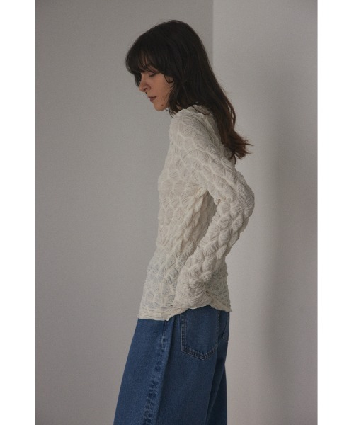 BLACK BY MOUSSY（ブラックバイマウジー）の「shirring design tops(シャーリングデザイントップス)（Tシャツ/カットソー・レディース・オフホワイト/ブラック・FREE）」の7枚目の写真