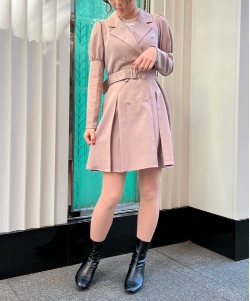 axes femme POETIQUE(アクシーズファムポエティック)の「ダブルブレストジャケットワンピース(ワンピース・レディース・モカ/ブラック/キナリ・MEDIUM)」の1枚目の写真