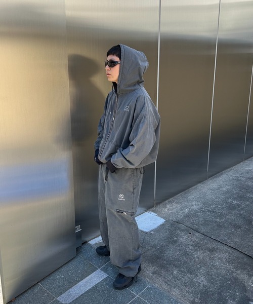 WHO'S WHO gallery（フーズフーギャラリー）の「【KOOKY'N/クーキー】BRONXピグメントパーカー（マウンテンパーカー・メンズ・グレー・FREE）」の4枚目の写真