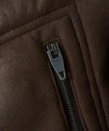 PERVERZE（パーバーズ）の「Vegan-Leather Wrap Neck Jacket（ムートン