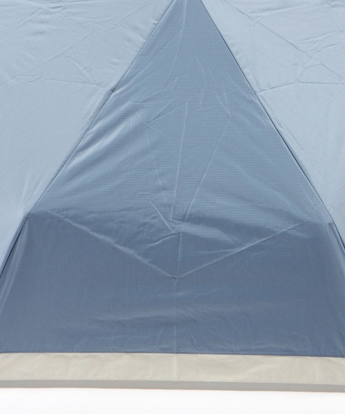 GLOBAL WORK(グローバルワーク)の「エアかる晴雨兼用折り畳み/989653(折りたたみ傘・レディース・ブラック×ブラック/ホワイト×ホワイト/ホワイト×グレー/ブルー系2/ベージュ×ブラック/グレー×ホワイト・ONE SIZE)」の12枚目の写真