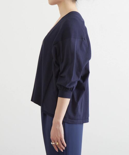 Liesse(リエス)の「ニットショートカーディガン(カーディガン/ボレロ・レディース・ホワイト/ネイビー/パープル・FREE)」の14枚目の写真