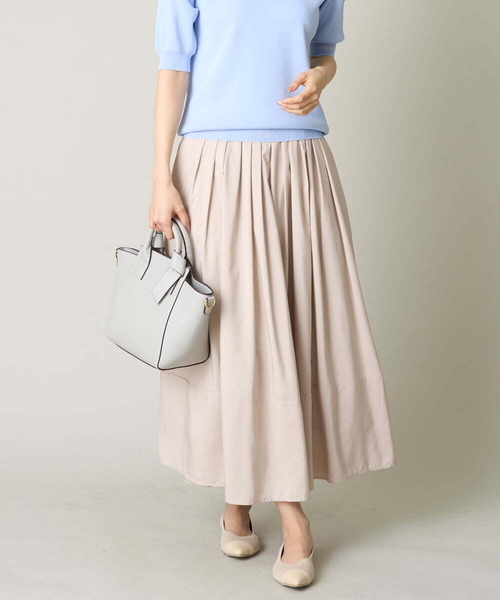 a.v.v（アーヴェヴェ）の「マルチタックフレアスカート（スカート・レディース・ブラック/シルバー/ベージュ・38/40/36/42/34）」の2枚目の写真