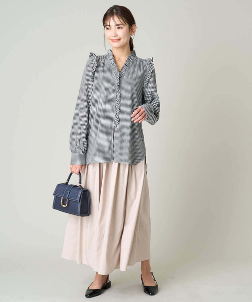 a.v.v（アーヴェヴェ）の「マルチタックフレアスカート（スカート・レディース・ブラック/シルバー/ベージュ・38/40/36/42/34）」の18枚目の写真