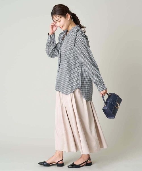 a.v.v（アーヴェヴェ）の「マルチタックフレアスカート（スカート・レディース・ブラック/シルバー/ベージュ・38/40/36/42/34）」の17枚目の写真