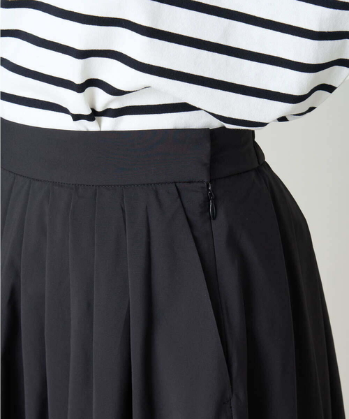 a.v.v（アーヴェヴェ）の「マルチタックフレアスカート（スカート・レディース・ブラック/シルバー/ベージュ・38/40/36/42/34）」の7枚目の写真