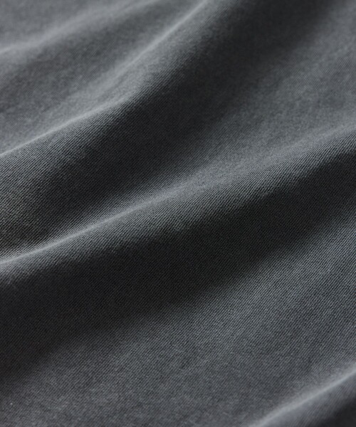 FREAK'S STORE（フリークスストア）の「限定展開 WILD THINGS×FREAK'S STORE/ワイルドシングス 別注 ピグメントダイ ワンポイント ロゴプリント Tシャツ（Tシャツ/カットソー・メンズ・ホワイト/ブラック/ブルー/ホワイト系その他/ブラック系その他/ブルー系その他・SMALL/MEDIUM/LARGE）」の22枚目の写真