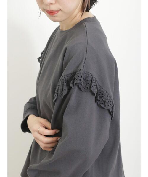 Samansa Mos2（サマンサ モスモス）の「袖切替フリルスウェット（Tシャツ/カットソー・レディース・チャコールグレー/ブラウン/パープル/キナリ・F）」の13枚目の写真