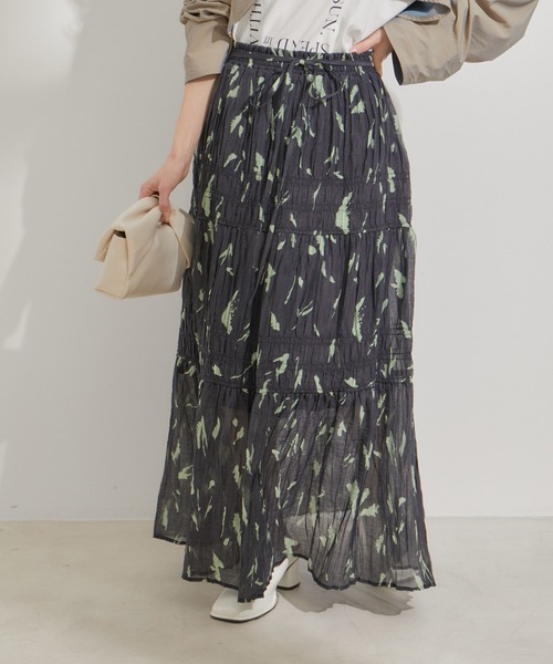 VIS（ビス）の「柄＆無地アソートシャーリングティアードスカート（スカート・レディース・ホワイト系その他/ブラック系その他/オフホワイト/サックスブルー・FREE）」の19枚目の写真