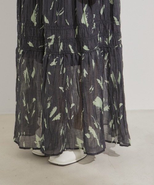 VIS（ビス）の「柄＆無地アソートシャーリングティアードスカート（スカート・レディース・ホワイト系その他/ブラック系その他/オフホワイト/サックスブルー・FREE）」の13枚目の写真