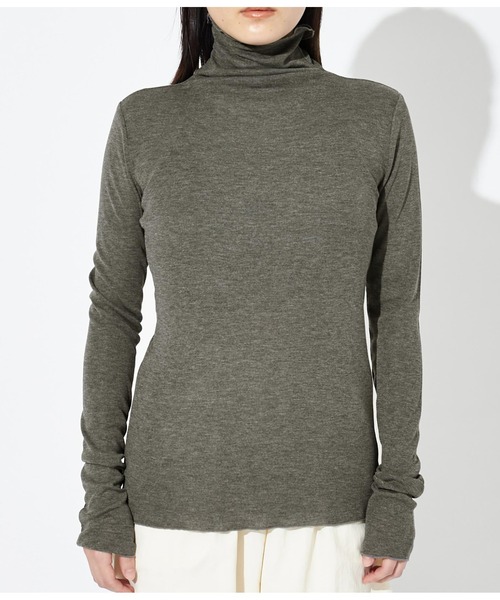 Settimissimo（セッティミッシモ）の「シアーフライス シームレス タートルプオーバー（Tシャツ/カットソー・レディース・ブラック/オフホワイト/グレー・FREE）」の20枚目の写真