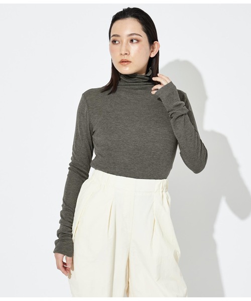 Settimissimo（セッティミッシモ）の「シアーフライス シームレス タートルプオーバー（Tシャツ/カットソー・レディース・ブラック/オフホワイト/グレー・FREE）」の13枚目の写真