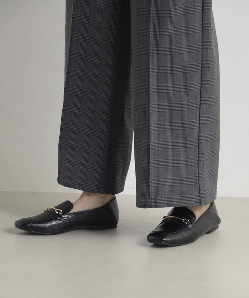 FOUND GOOD（ファウンドグッド）の「ローファー（ローファー・レディース・アイボリー/グレー系・L/M/S）」の2枚目の写真