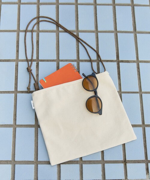 FREAK'S STORE（フリークスストア）の「限定展開　PROTO No./プロトナンバー　別注 SACOCHE/サコッシュ（ショルダーバッグ）（ボディバッグ/ウエストポーチ・レディース・ブラック/グレー/ナチュラル・ONE SIZE）」の22枚目の写真