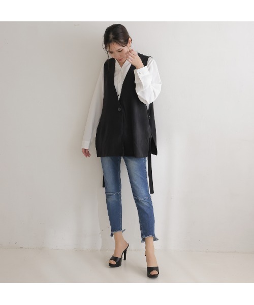 DEMETER(デメテル)の「厚底 オープントゥ ピンヒール ミュールサンダル(サンダル・レディース・ゴールド/ブラック系その他/シルバー/ブラック・S/L/LL/M)」の9枚目の写真