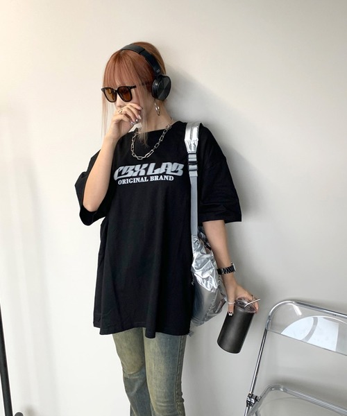 non-hedge(ノンヘッジ)の「スプレーロゴビッグ半袖Tシャツ(Tシャツ/カットソー・レディース・ブラウン/オフホワイト/チャコールグレー/ブラック・FREE)」の13枚目の写真